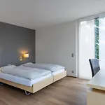 Hotel Artos 3*