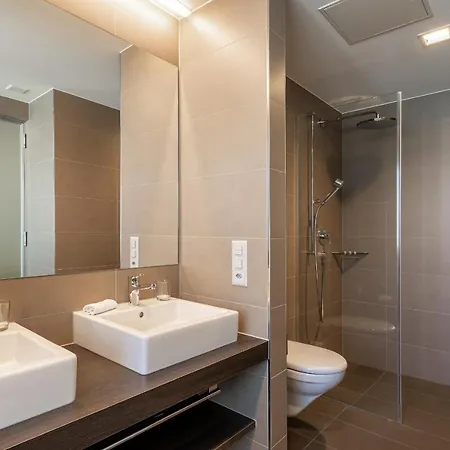 Hotell Artos 3*