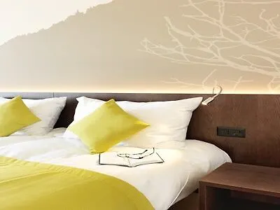 Artos Hotell 3*